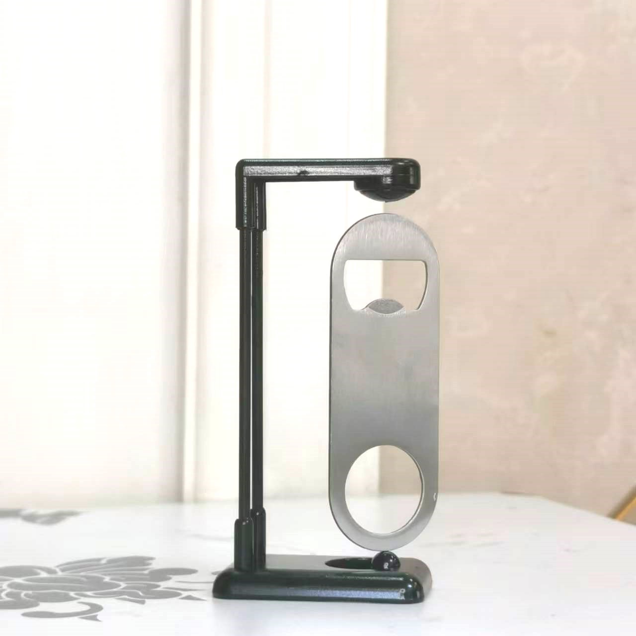 Magnetic Levitation Bottle Ope - Home Cooking Restaurant recension och pris
